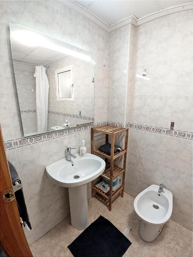 Modern Apartment 3Mins Walk To Playa Del Cura Beach Torrevieja Exterior photo