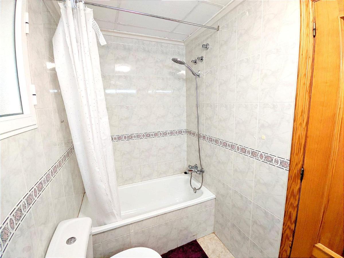 Modern Apartment 3Mins Walk To Playa Del Cura Beach Torrevieja Exterior photo