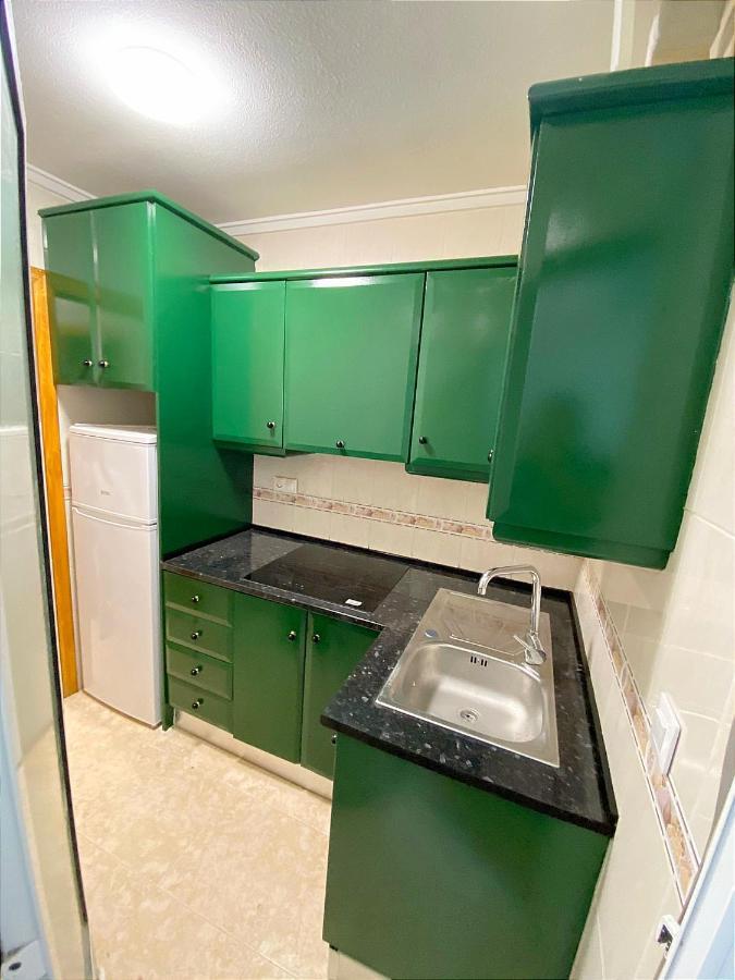 Modern Apartment 3Mins Walk To Playa Del Cura Beach Torrevieja Exterior photo